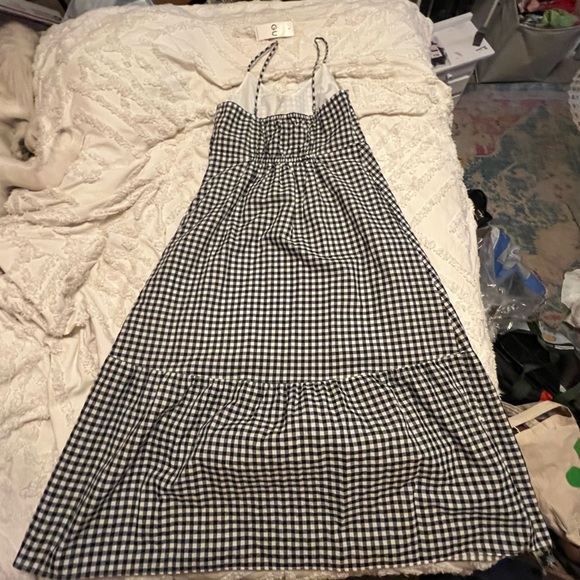 Chic Black and White Gingham Midi Dress - Picture 3 of 4